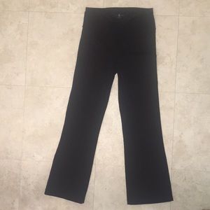 Lou & Grey Cropped Yoga Pants